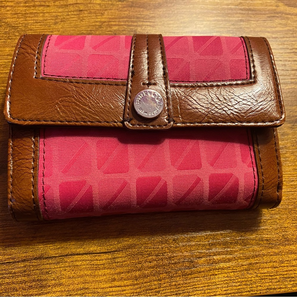 Wallet - Picture 3 of 5
